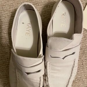 RAYE Women’s Celine White Slip-On Loafers Size 7.5